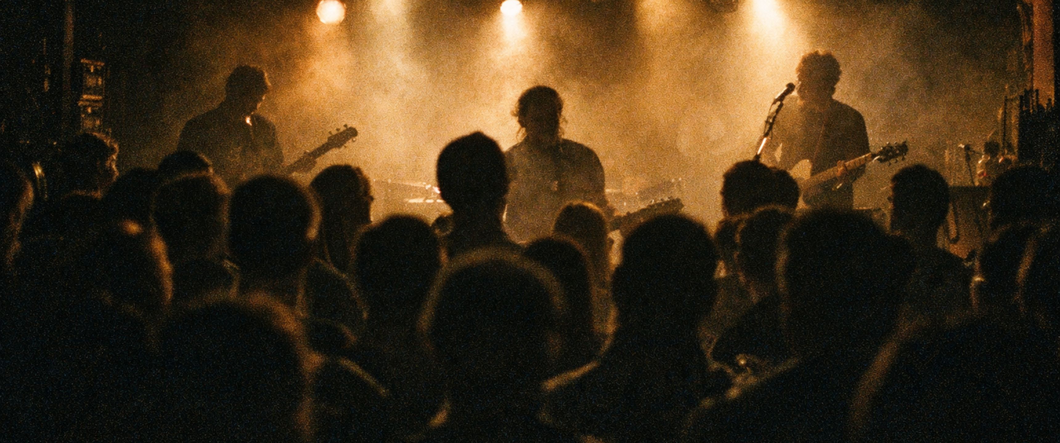 QCMix platform connecting bars, musicians, and nightlife professionals in the Quad Cities